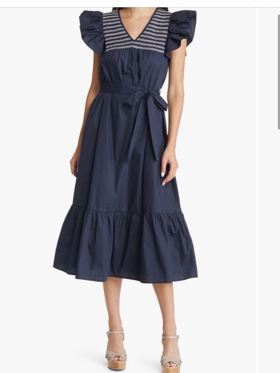 Moon River Dresses & Skirts - Moon River Navy V‑Neck Tie‑Waist Midi Dress with Smocked Yoke call out, string